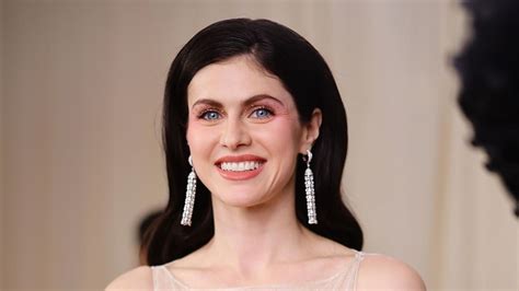 alexandra daddario kinder|Alexandra Daddario Reveals She’s Pregnant With Her First Child